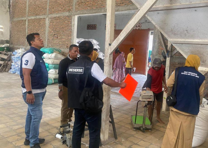 Polres Bojonegoro Bersama Satgas Pangan Sidak Penggilingan Padi Guana, Antisipasi Beras Oplosan