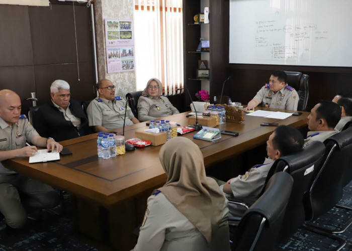 Pimpin Rapat Maraton, Kakanwil BPN Provinsi Jawa Timur Percepat Target Program Strategis Nasional