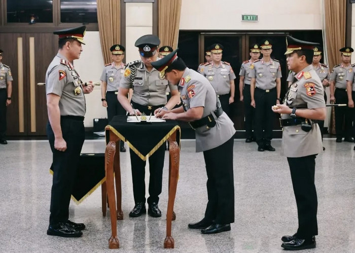 Belum Genap Dua Pekan, Kapolri Suyudi Ario Seto Tiga Kali Gelar Mutasi Besar-besaran
