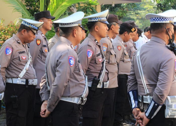 Polsek Tandes Tegaskan Komitmen Tingkatkan Pelayanan dan Disiplin Anggota