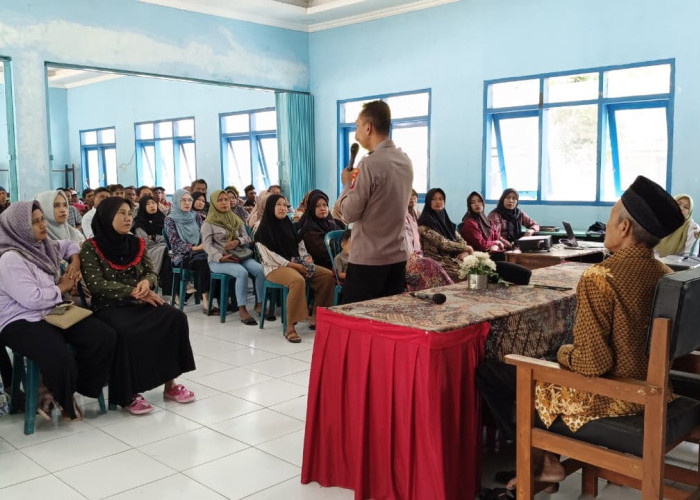 Police Goes to School, Polsek Kedunggalar Edukasi Orang Tua Cegah Kenakalan Remaja 