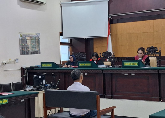 Jaksa Tuntut Herman Budiyono 4 Tahun Penjara, Pengacara: Tuntutan  Aneh