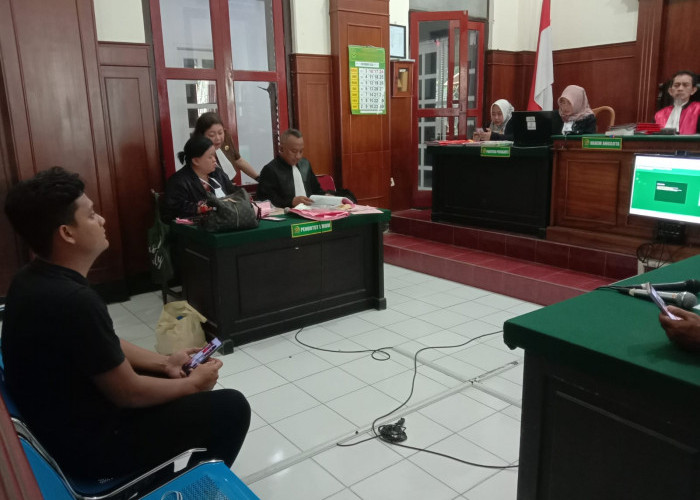 Tiga Kali Jualan Pil Ekstasi, Warga Cantian Tengah Diadili