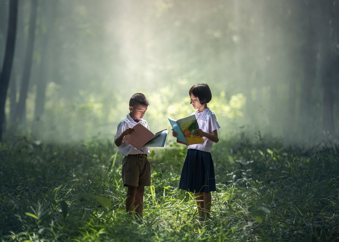 Membuka Jendela Dunia: 9 Tips Efektif Menerapkan Literasi Anak Sejak Dini