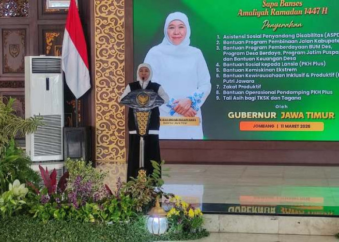 Gubernur Khofifah Salurkan Bansos Ke-13 Sebesar Rp 13,2 Miliar di Jombang