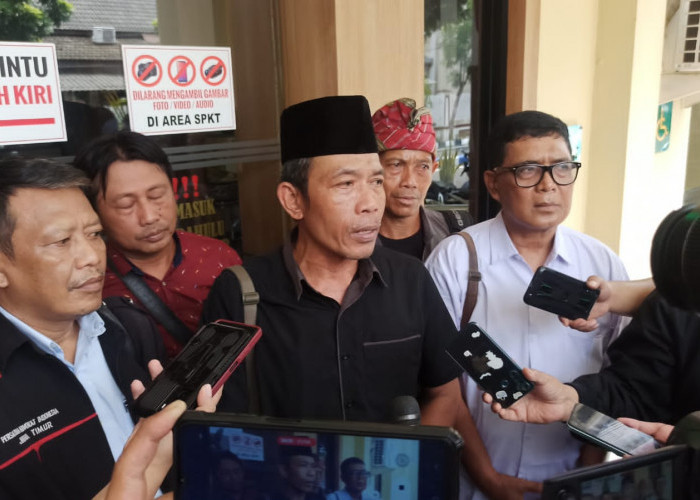 Pedagang Angkringan Laporkan KPU RI ke Polda Jatim