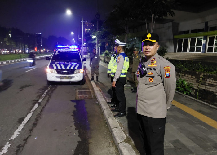 Patroli Gabungan Dua Pilar Polsek Wonocolo,Sukses Amankan Malam Takbiran