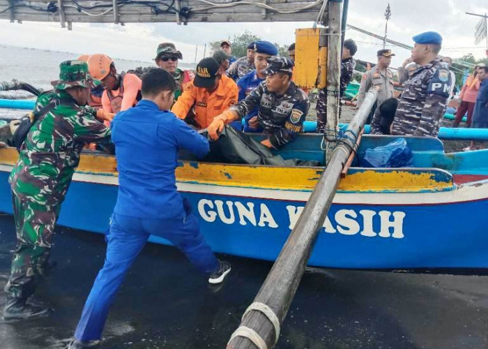 Korban KMP Tunu Pratama Jaya di Perairan Jembrana