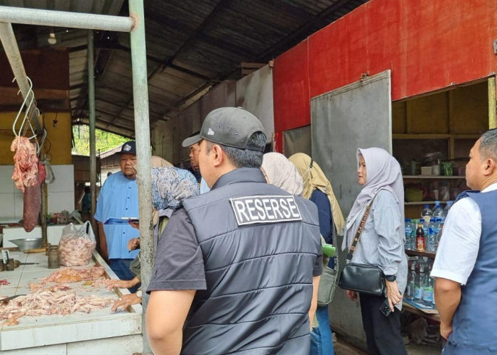 Jelang Ramadan Tim Gabungan Polres Mokerto Sidak Pasar, Harga Ayam dan Cabai Rawit Melejit