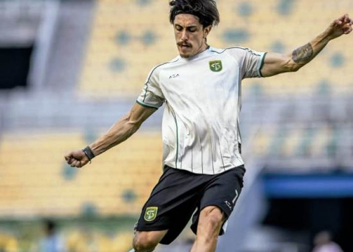 Bernardo Tavares Benahi Finishing Persebaya Jelang Jamu Persib Bandung