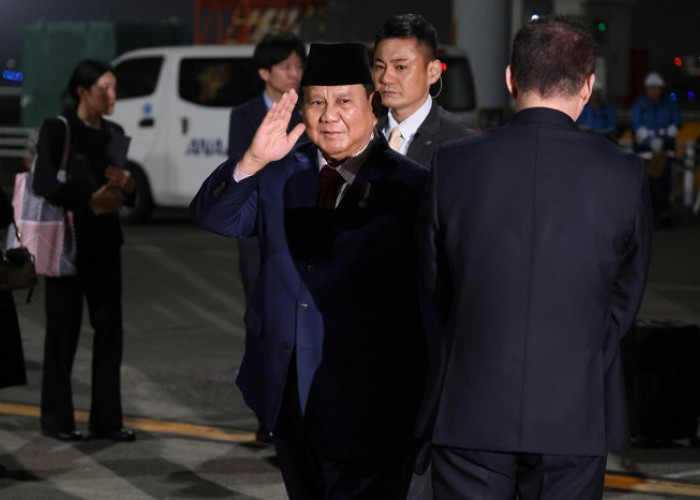 Tiba di Tokyo, Prabowo Disambut Pejabat Pemerintah Jepang di Haneda Airport