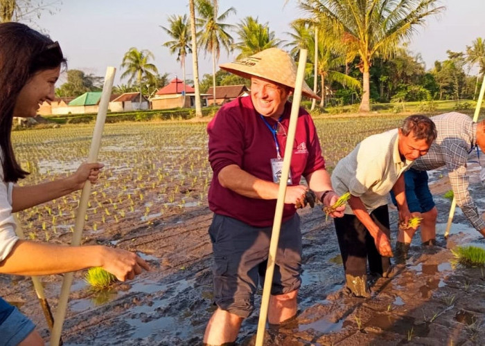 UB Malang dan WUR Belanda Jalin Kerjasama Penelitian Pertanian Berkelanjutan