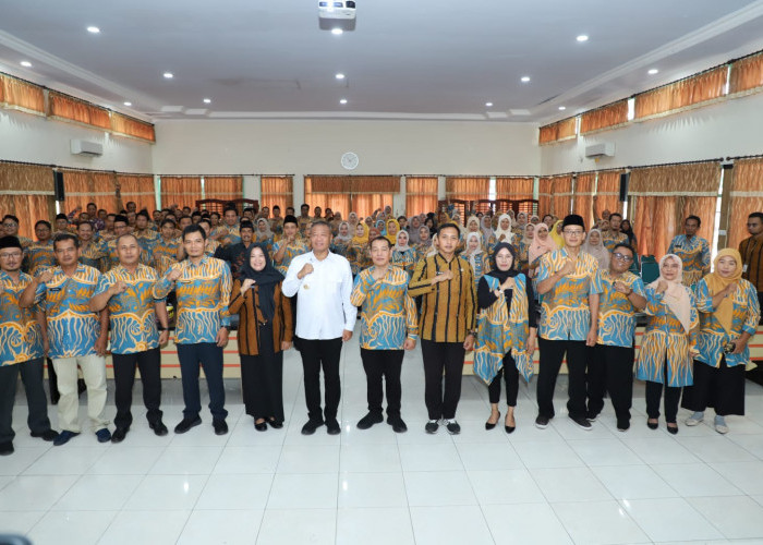 Bupati Gatut Sunu Gaspol Kuatkan PKH, SDM Pendamping Jadi Kunci Tekan Kemiskinan