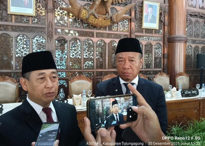 Tutup Tahun, Bupati Tulungagung Lantik 141 Administrator dan Pengawas