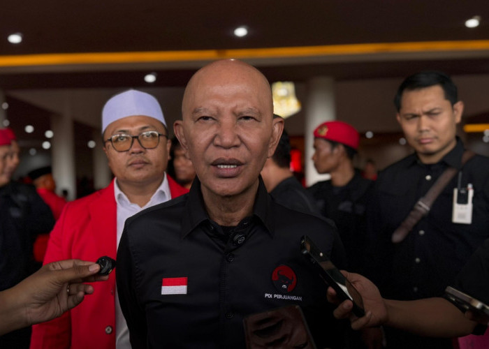 Said Abdullah Tekankan Disiplin Organisasi dan Pemahaman Ideologi Partai kepada Pengurus PAC PDIP di Sumenep