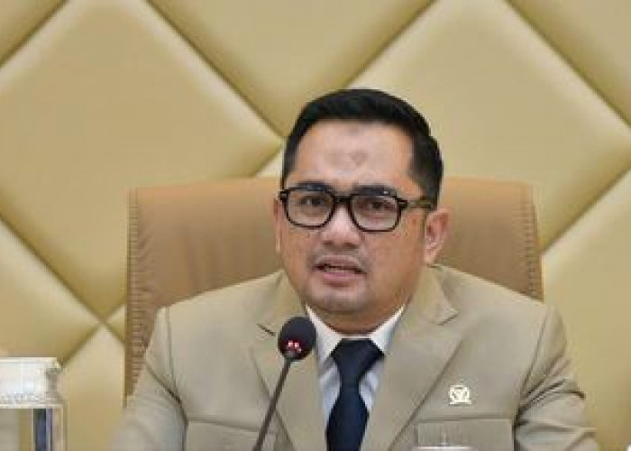 Komisi II DPR RI Soroti Hak Keuangan Kepala Daerah