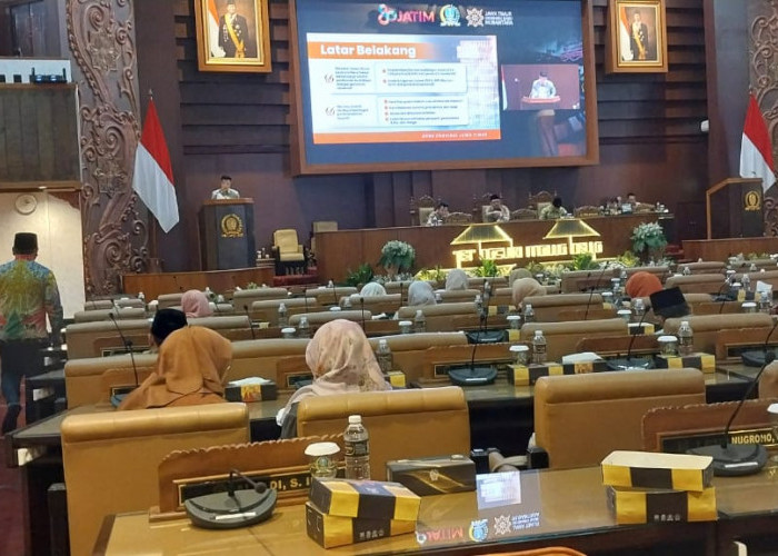Sidang Paripurna DPRD Jatim Bahas Raperda Kehutanan, Desak Atasi Tekanan Alih Fungsi Lahan