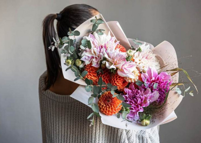 Jangan Sampai Kena Silent Treatment! Ini Guide Pilih Bunga Valentine Biar Doi Makin Sayang