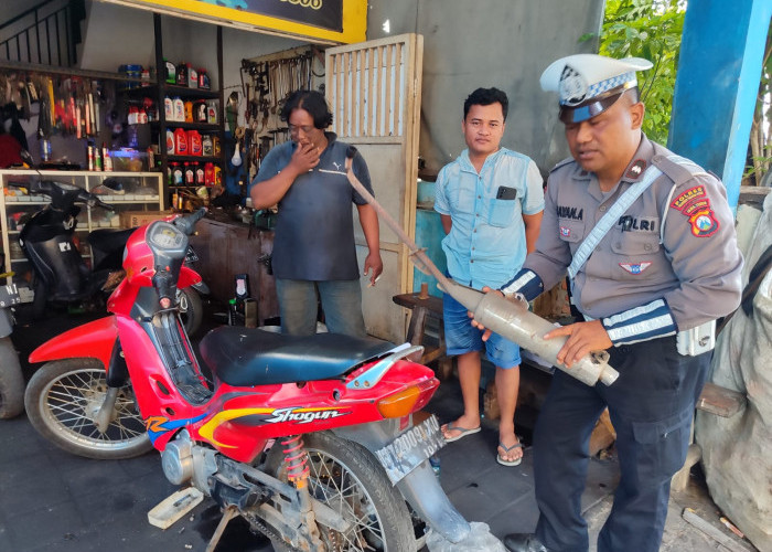 Polres Pelabuhan Tanjung Perak Gencarkan Kampanye Anti-Knalpot Brong Jelang Pergantian Tahun