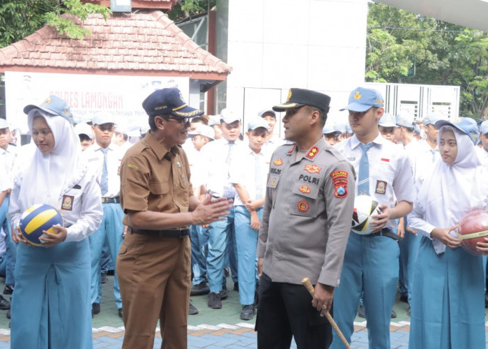 Polres Lamongan Implementasikan Program Police Goes to School di SMAN 2
