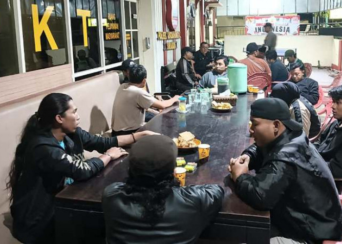 Polsek Sukomanunggal dan Masyarakat Surabaya Gelar Pengamanan Swakarsa