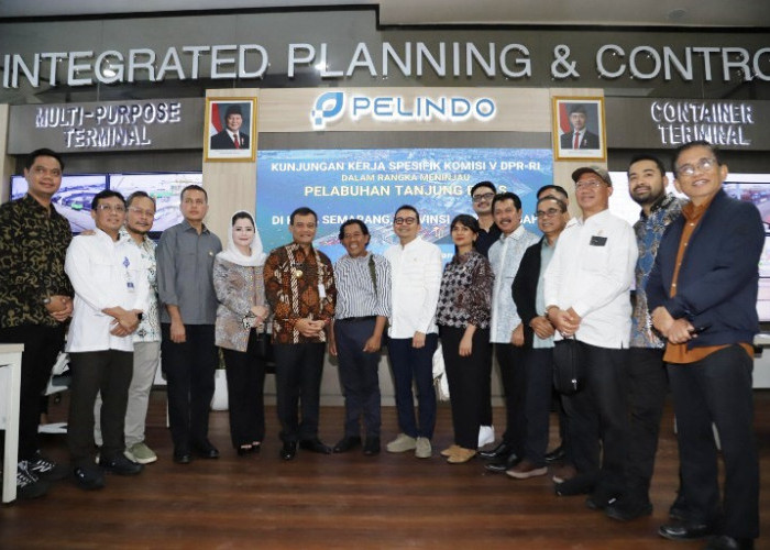 Komisi V DPR RI Tinjau Infrastruktur dan Sistem Kendali di Pelabuhan Tanjung Emas