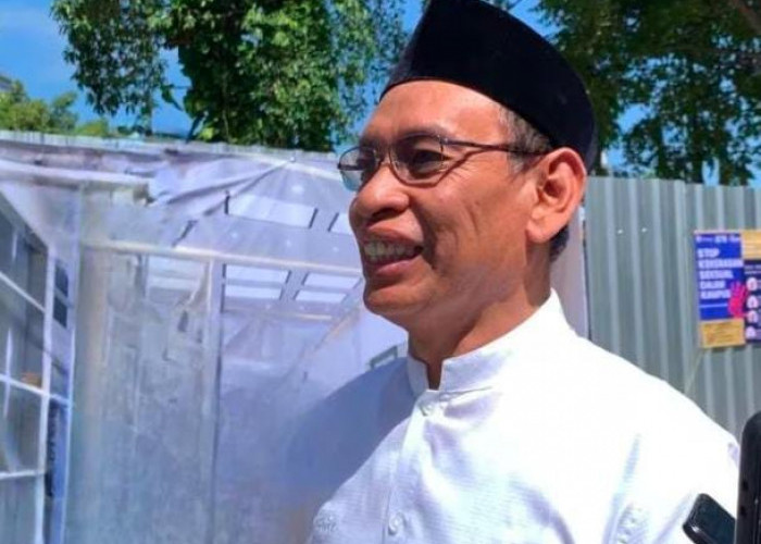 Rektor Unair Ogah Berkomentar Soal Pencopotan Dekan FK Unair