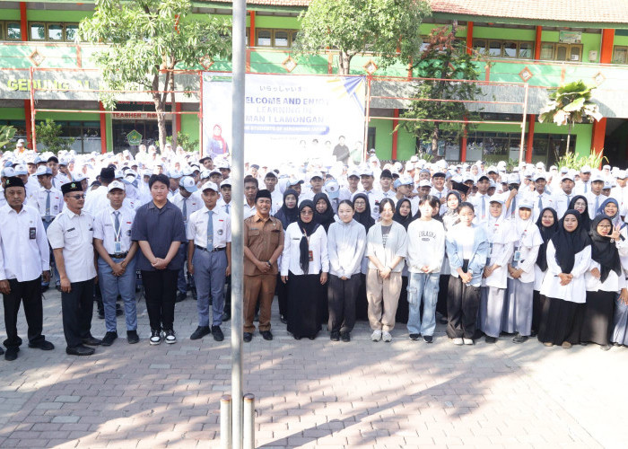 Pelajar Jepang Belajar Budaya Indonesia di Lamongan