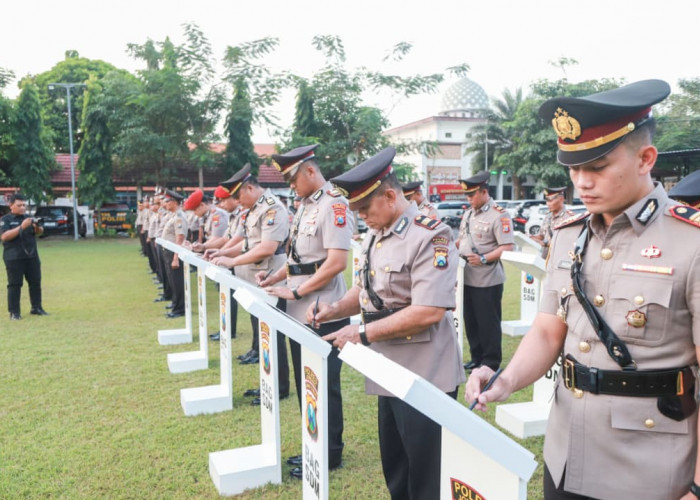 Kapolres Jombang Pimpin Sertijab Pejabat Utama dan Kapolsek Jajaran 