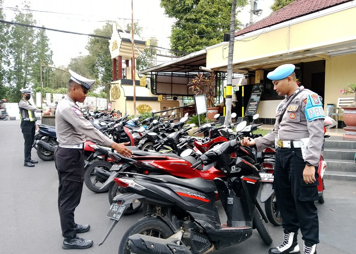 Hari Pertama, 49 Pelanggar Lalu Lintas Ditindak Dalam Operasi Keselamatan Semeru 2025