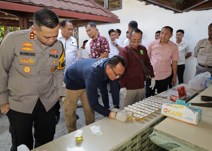 Polrestabes Surabaya Tes Urine Dadakan Anggota Satreskrim