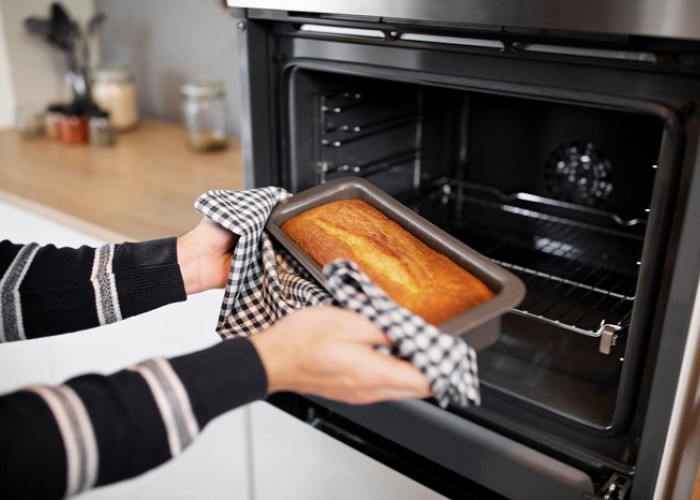 Teknik Memanggang Kue Lebaran dengan Oven Listrik Low Watt: Tips Agar Matang Sampai Dalam Tanpa Gosong