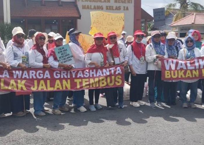 Polemik Tembok Batas Perumahan Griya Santa Malang Sampai di Meja Hijau