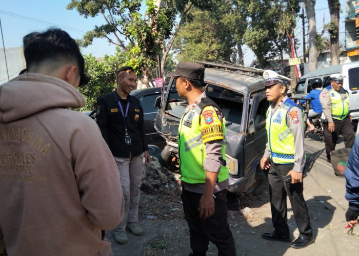 Tabrakan Beruntun, Dua Korban Meninggal