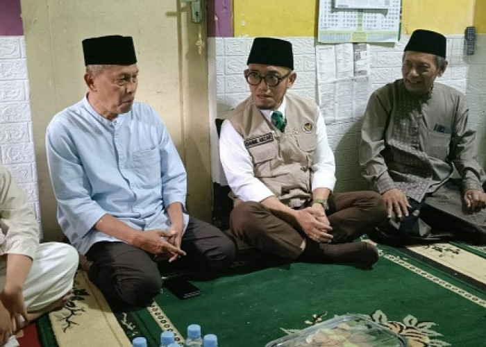 Wamenhaj Takziah ke Keluarga Almarhumah Istri Panitia Haji di Malang