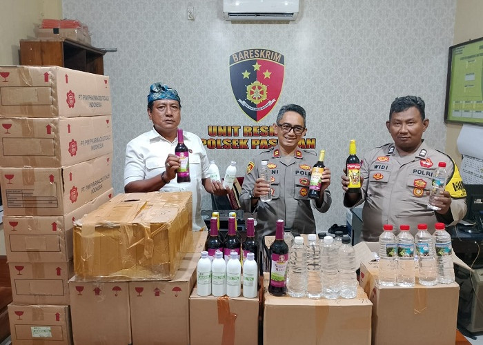 Pasca-Carok di Lumajang, Polsek Pasirian Sita Ratusan Botol Miras dalam Razia Intensif