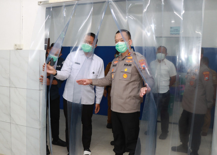 Jamin Higienitas 2.078 Porsi Makanan Pelajar, Kapolres Malang Tinjau Dapur Gizi SPPG Gondanglegi