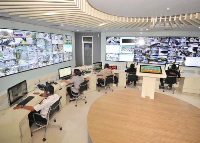 Pemkot Surabaya Gandeng Pengusaha Perluas CCTV di Jalan Protokol