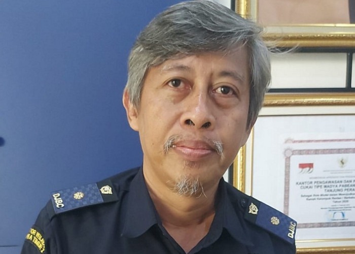 Bea Cukai Tanjung Perak Tegaskan Barang Impor Miras Tanpa Izin Akan Dimusnahkan