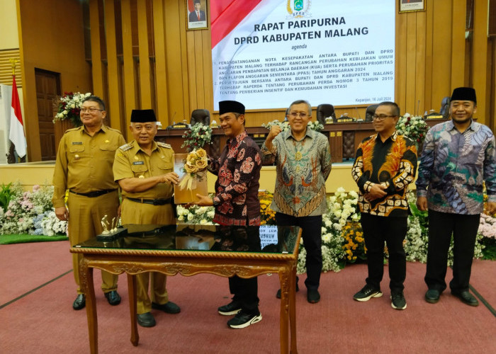 DPRD Kabupaten Malang Bersama Bupati Tandatangani Nota Kesepakatan KUA PPAS 2024