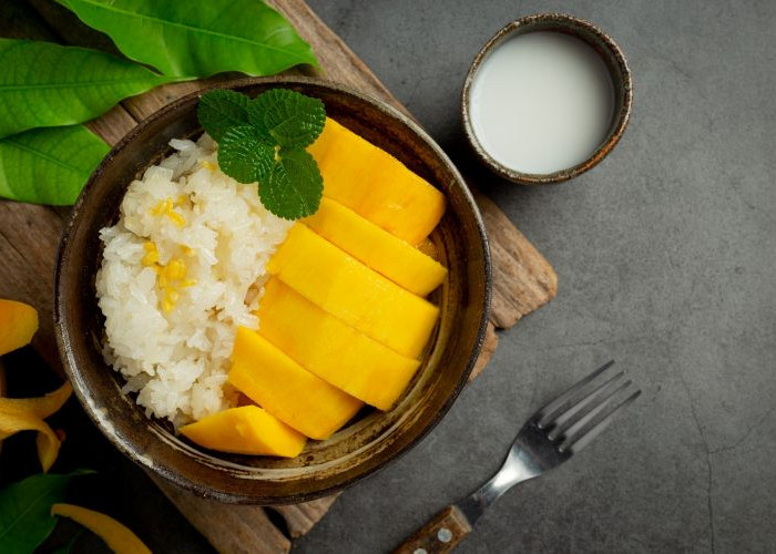 Resep Ketan Susu Mangga Lumer Ala Kafe Mudah Dibuat di Rumah