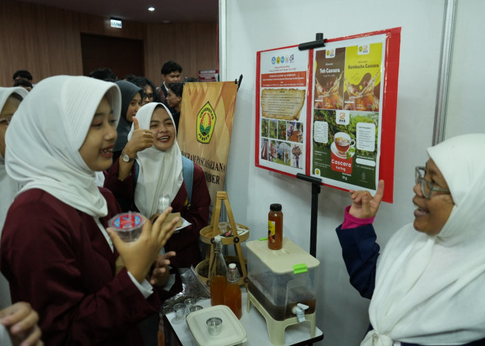 Dorong Inovasi dan Minat Kuliah, Showcase & Kolokium UNEJ 2025 Jadi Jembatan Interaksi Kampus-Masyarakat