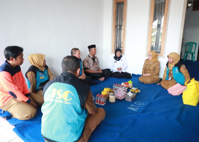Dinsos Jatim Salurkan Santunan Rp50 Juta untuk Keluarga Korban Karhutla Bromo