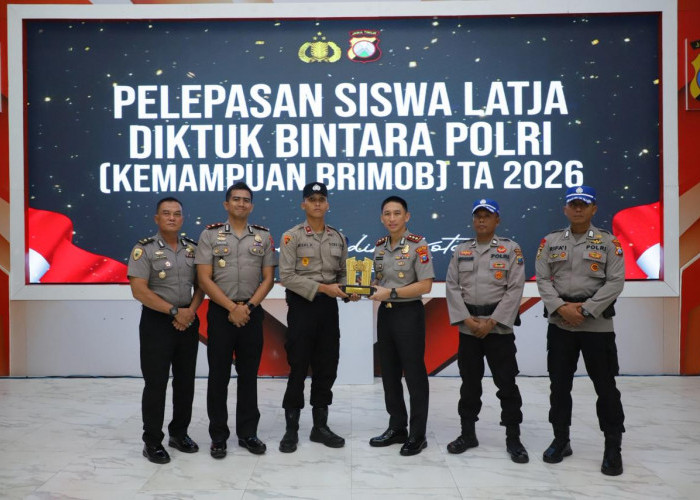 Lepas 50 Siswa Latja Diktuk Bintara Polri 2026, Kapolres Kediri Kota Tekankan Integritas dan Pelayanan Humanis