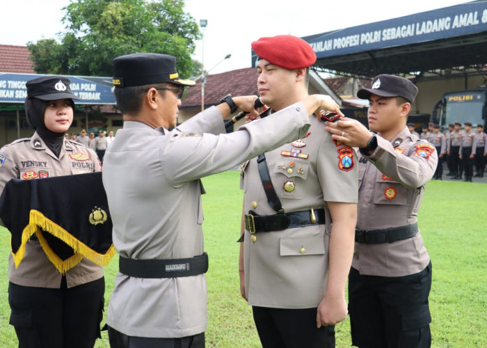 Kapolres Mojokerto Kota Pimpin Upacara Sertijab Kasatreskrim