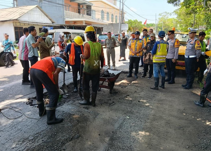 Kebut Perbaikan Jalan Jelang Mudik Lebaran 2026, Wabup dan Kapolres Bojonegoro Sidak Jalur Nasional Baureno