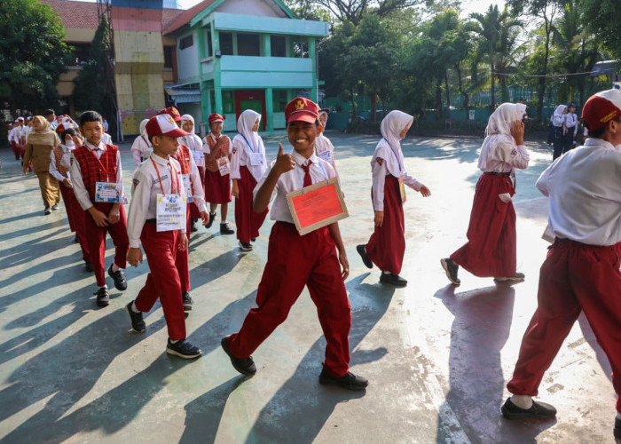 MPLS SD-SMP di Surabaya Dimulai, Dispendik Pastikan Ramah Anak dan Bebas Perpeloncoan