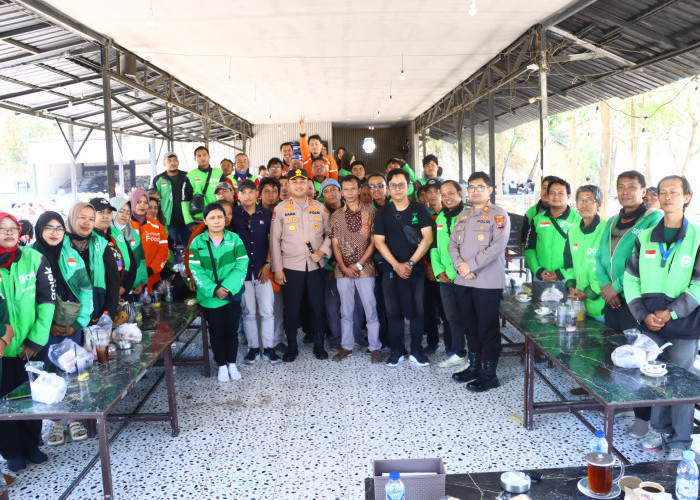 Kapolres Gresik Perkuat Sinergitas Kamtibmas Bersama Driver Ojol