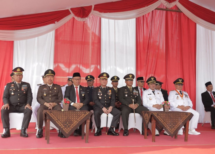HUT Ke-81 RI, Kapolres Blitar Ajak Masyarakat Jaga Kamtibmas