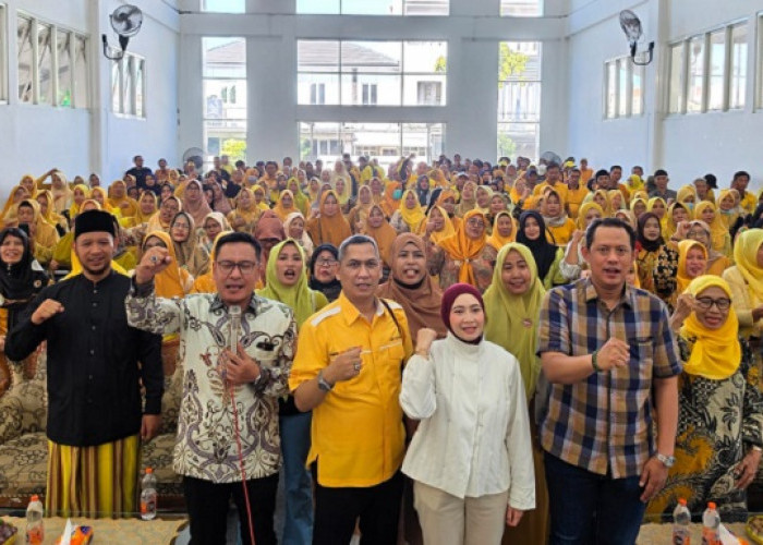 Adela Kanasya Adies Turun Gunung Temui Relawan di Surabaya, Pastikan Program Kerakyatan Berlanjut